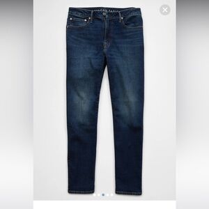 American Eagle Outfitters Men's Airflex+ Relaxed Straight Jeans